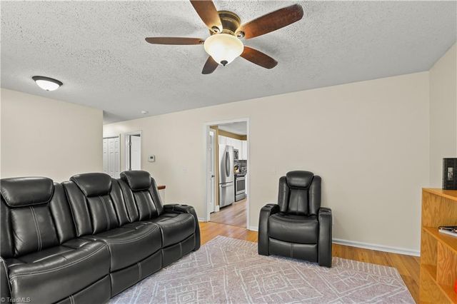 2350 Dianne Avenue, Winston-salem, NC 27106