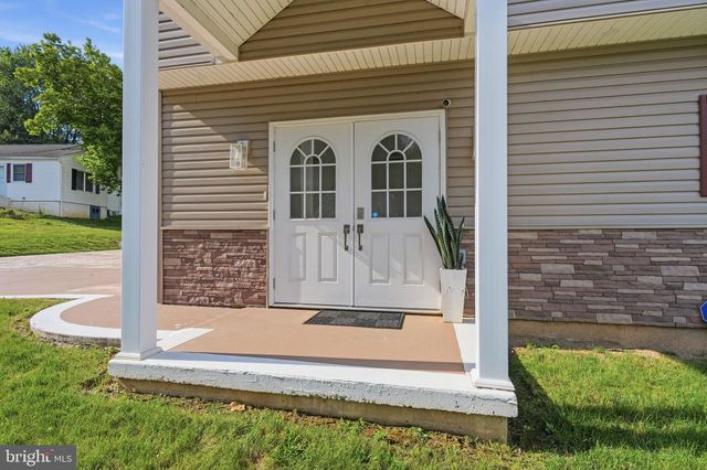 4501 NICHOL AVE, Newportville, PA 19056