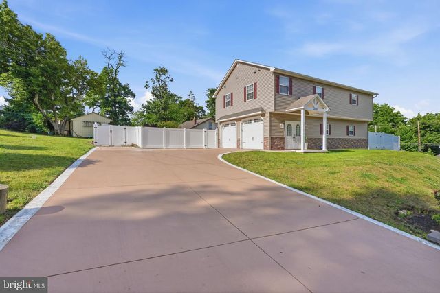 4501 NICHOL AVE, Newportville, PA 19056