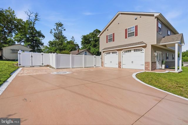 4501 NICHOL AVE, Newportville, PA 19056