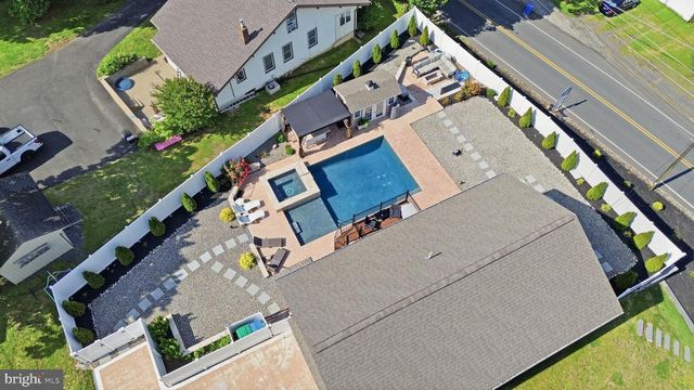 4501 NICHOL AVE, Newportville, PA 19056