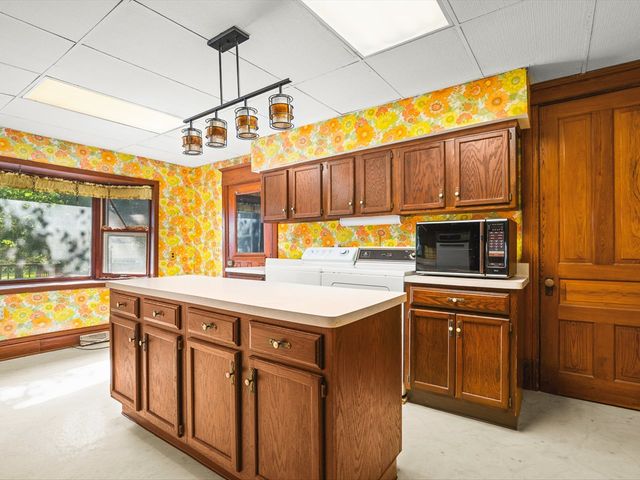 9637 POPLAR GROVE Road, Belvidere, IL 61008