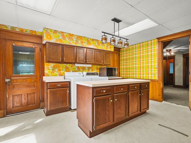 9637 POPLAR GROVE Road, Belvidere, IL 61008
