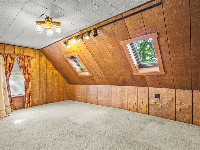 9637 POPLAR GROVE Road, Belvidere, IL 61008