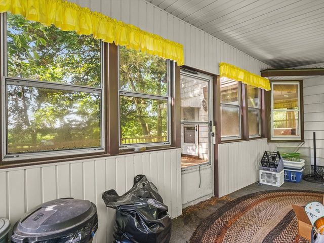 9637 POPLAR GROVE Road, Belvidere, IL 61008