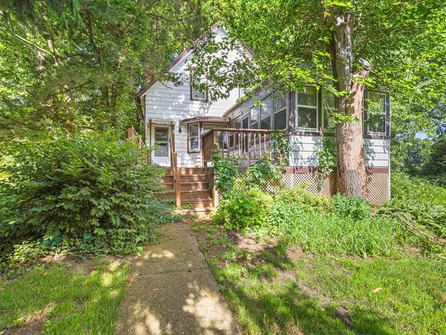 9637 POPLAR GROVE Road, Belvidere, IL 61008