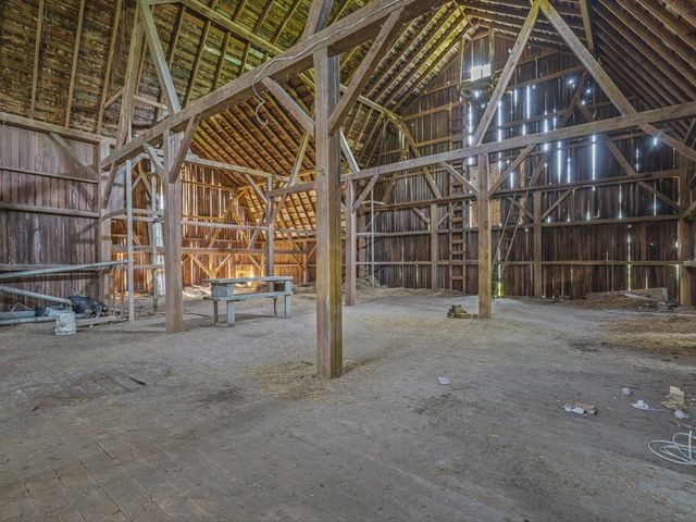 9637 POPLAR GROVE Road, Belvidere, IL 61008
