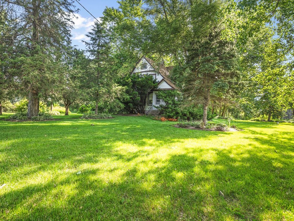 9637 POPLAR GROVE Road, Belvidere, IL 61008