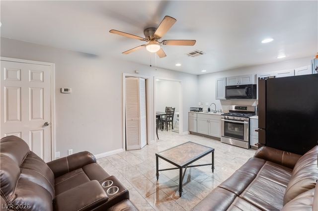 413 North Lamb Boulevard C, Las Vegas, NV 89110