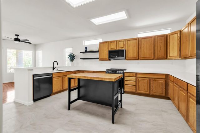 1885 Starview Ln, Lincoln, CA 95648