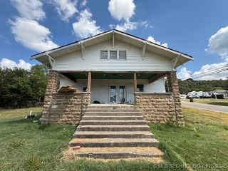 502 W Merrick Street, Henryetta, OK 74437