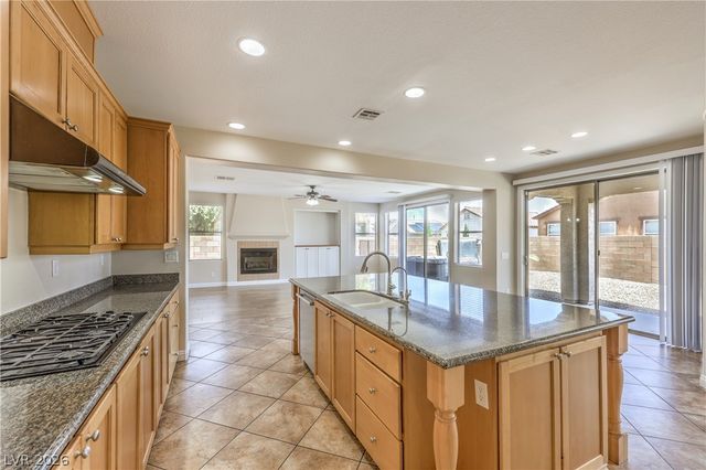 1044 VIA SAINT LUCIA Place, Henderson, NV 89011