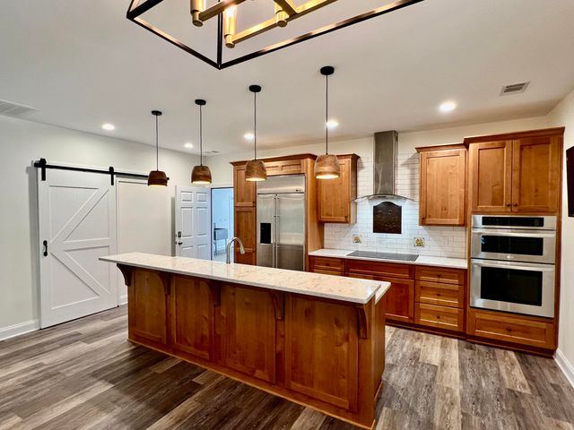 1024 Berkshire Lane, Aiken, SC 29805