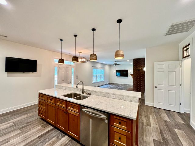 1024 Berkshire Lane, Aiken, SC 29805