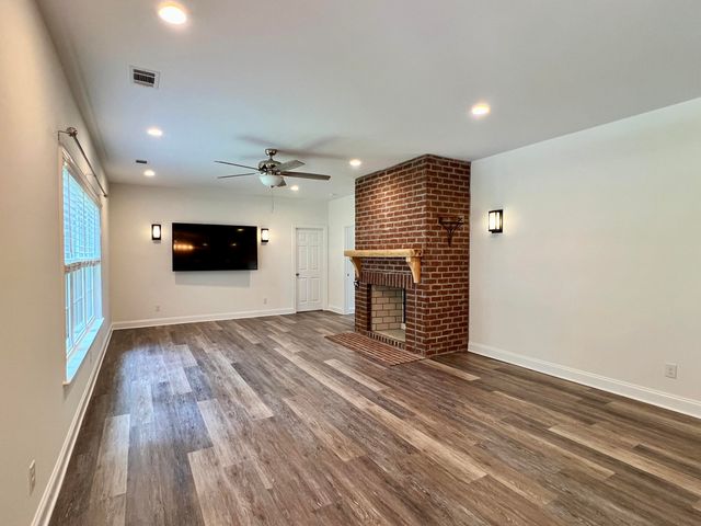 1024 Berkshire Lane, Aiken, SC 29805