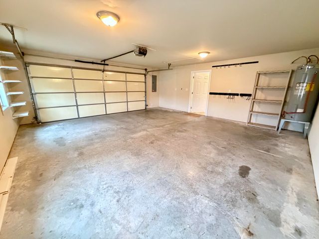 2003 Estates Drive, Grove, OK 74344