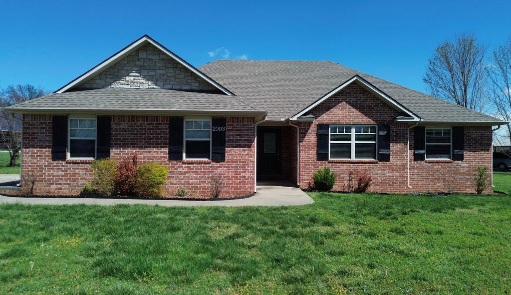 2003 Estates Drive, Grove, OK 74344