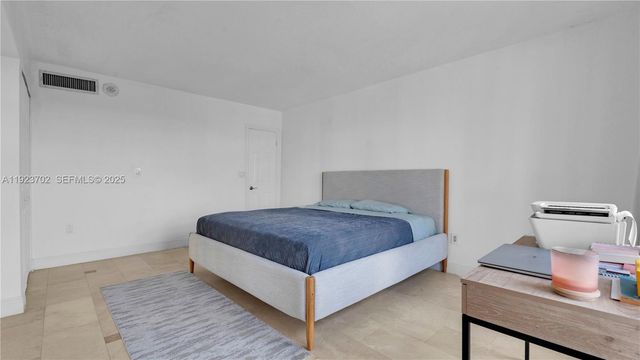 11111 Biscayne Blvd 9H, Miami, FL 33181