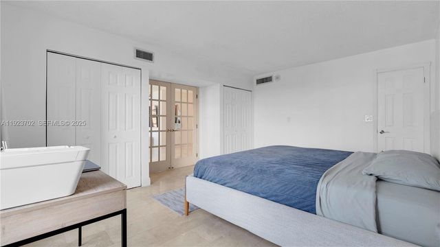 11111 Biscayne Blvd 9H, Miami, FL 33181