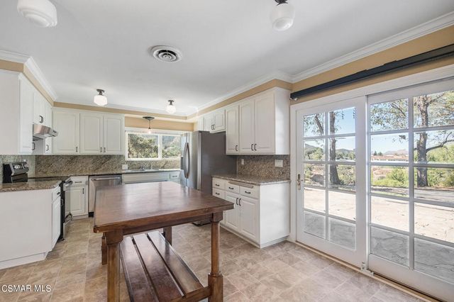 167 Rimrock Road, Thousand Oaks, CA 91361