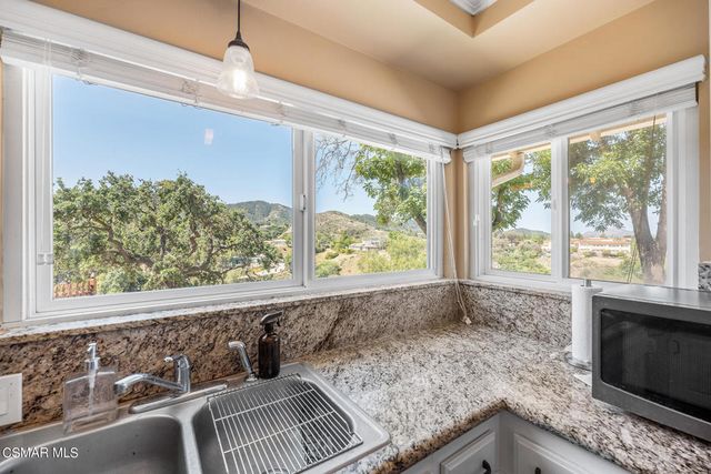 167 Rimrock Road, Thousand Oaks, CA 91361