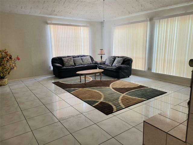 13007 Bacard Lane, Houston, TX 77099