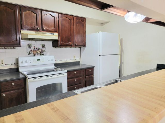 13007 Bacard Lane, Houston, TX 77099