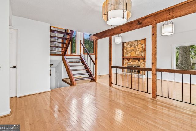 1016 Muirfield Drive, Marietta, GA 30068
