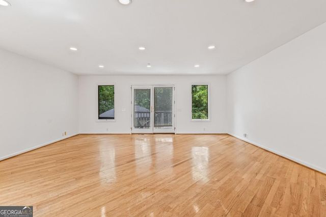 1016 Muirfield Drive, Marietta, GA 30068