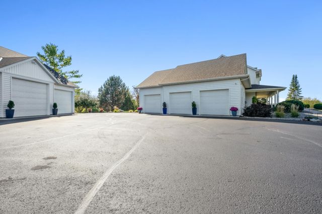 9520 Scott Street, Greenfield, MN 55373