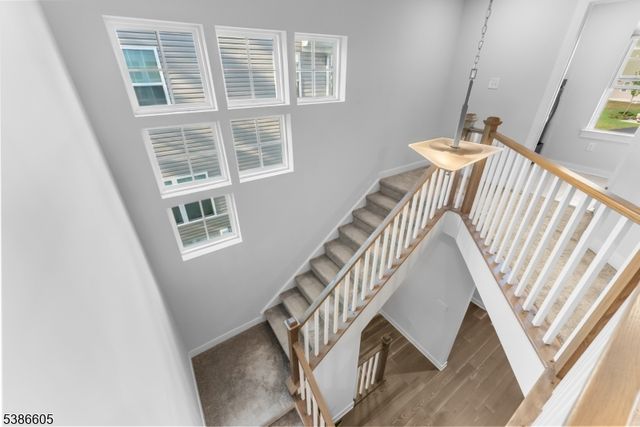 58 Oakwood Blvd, Union Twp., NJ 08827