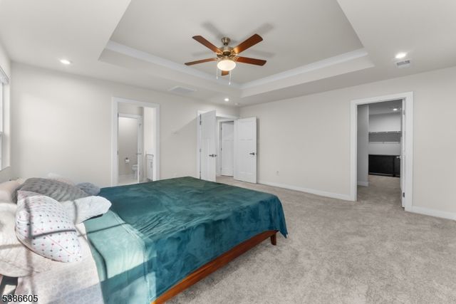 58 Oakwood Blvd, Union Twp., NJ 08827