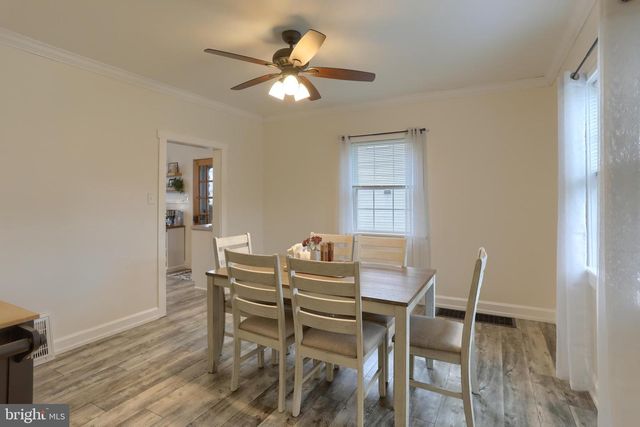 23 MAIN ST, Womelsdorf, PA 19567