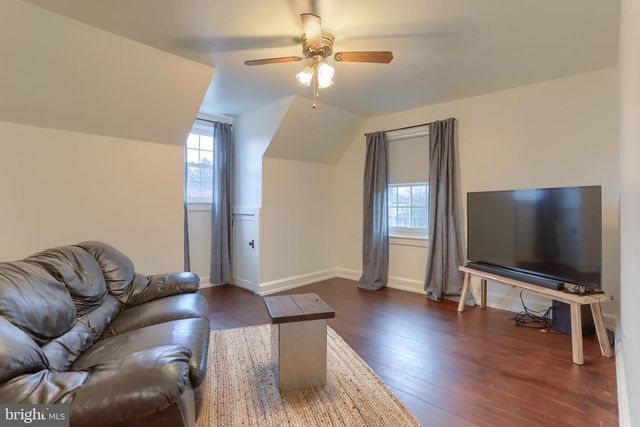 23 MAIN ST, Womelsdorf, PA 19567