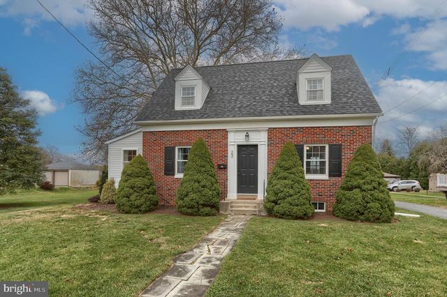 23 MAIN ST, Womelsdorf, PA 19567