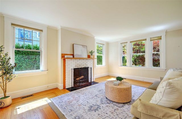 30 Langham Road, Providence, RI 02906