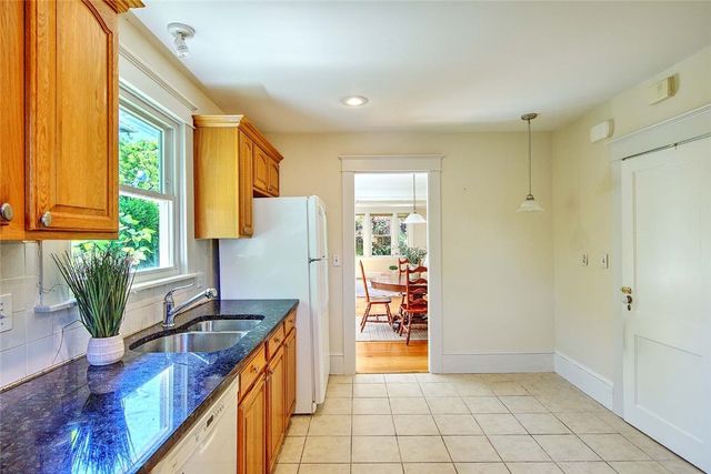 30 Langham Road, Providence, RI 02906