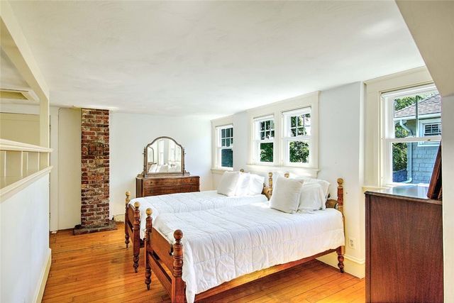 30 Langham Road, Providence, RI 02906