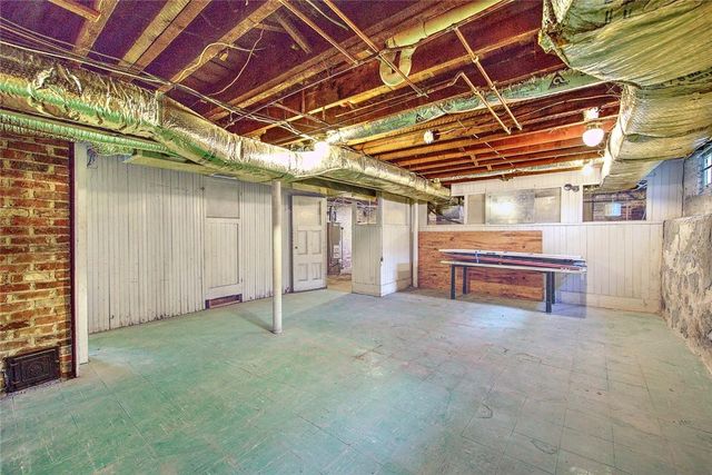 30 Langham Road, Providence, RI 02906