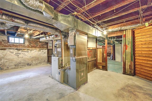 30 Langham Road, Providence, RI 02906