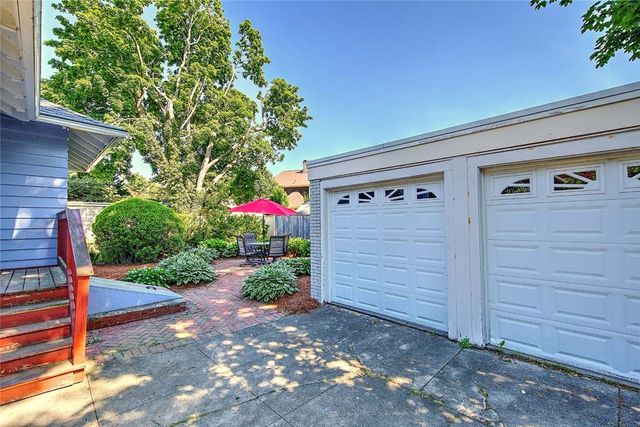 30 Langham Road, Providence, RI 02906