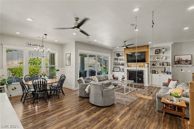 6800 Keren Marie Avenue, Las Vegas, NV 89110
