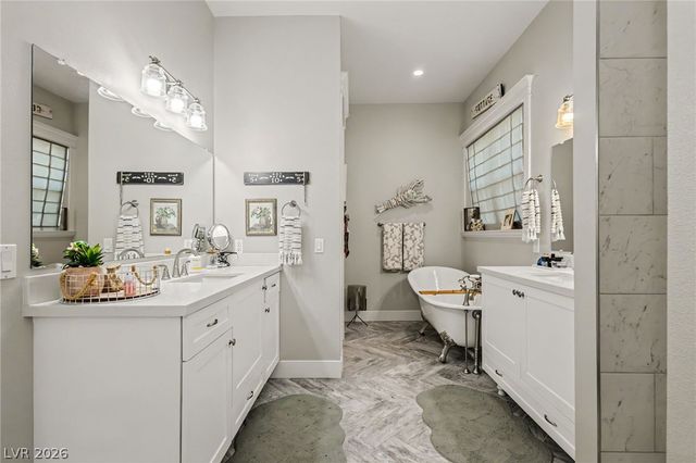 6800 Keren Marie Avenue, Las Vegas, NV 89110