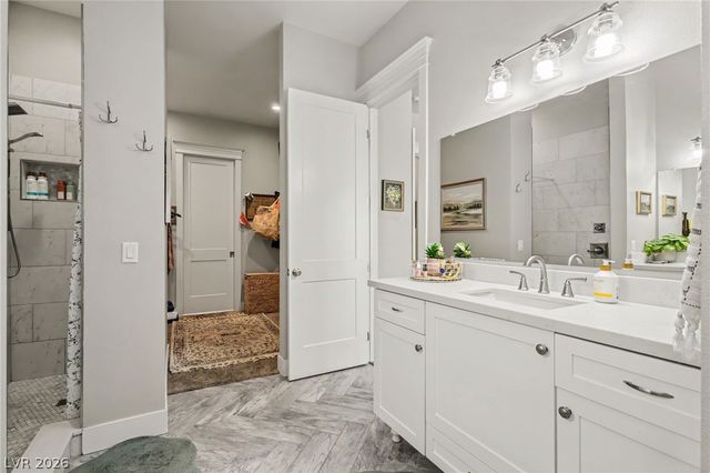 6800 Keren Marie Avenue, Las Vegas, NV 89110