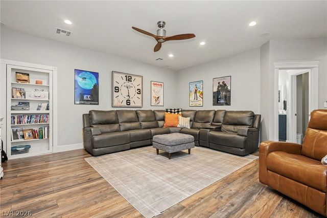 6800 Keren Marie Avenue, Las Vegas, NV 89110