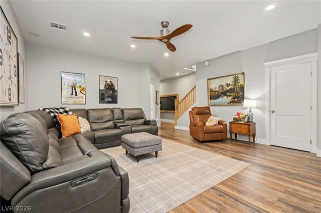 6800 Keren Marie Avenue, Las Vegas, NV 89110