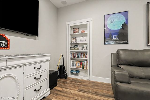 6800 Keren Marie Avenue, Las Vegas, NV 89110