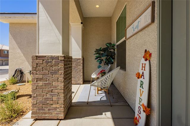 6800 Keren Marie Avenue, Las Vegas, NV 89110