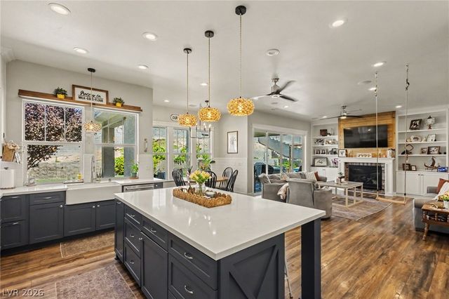 6800 Keren Marie Avenue, Las Vegas, NV 89110