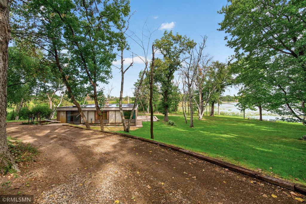4380 Reiland Lane, Shoreview, MN 55126 — photo 2
